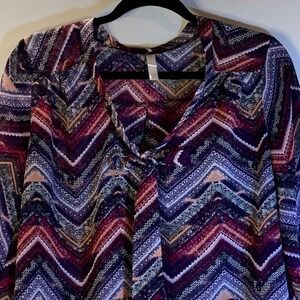 Xhilaration Multi Color 3/4‎ Sleeve Sheer Blouse Size M